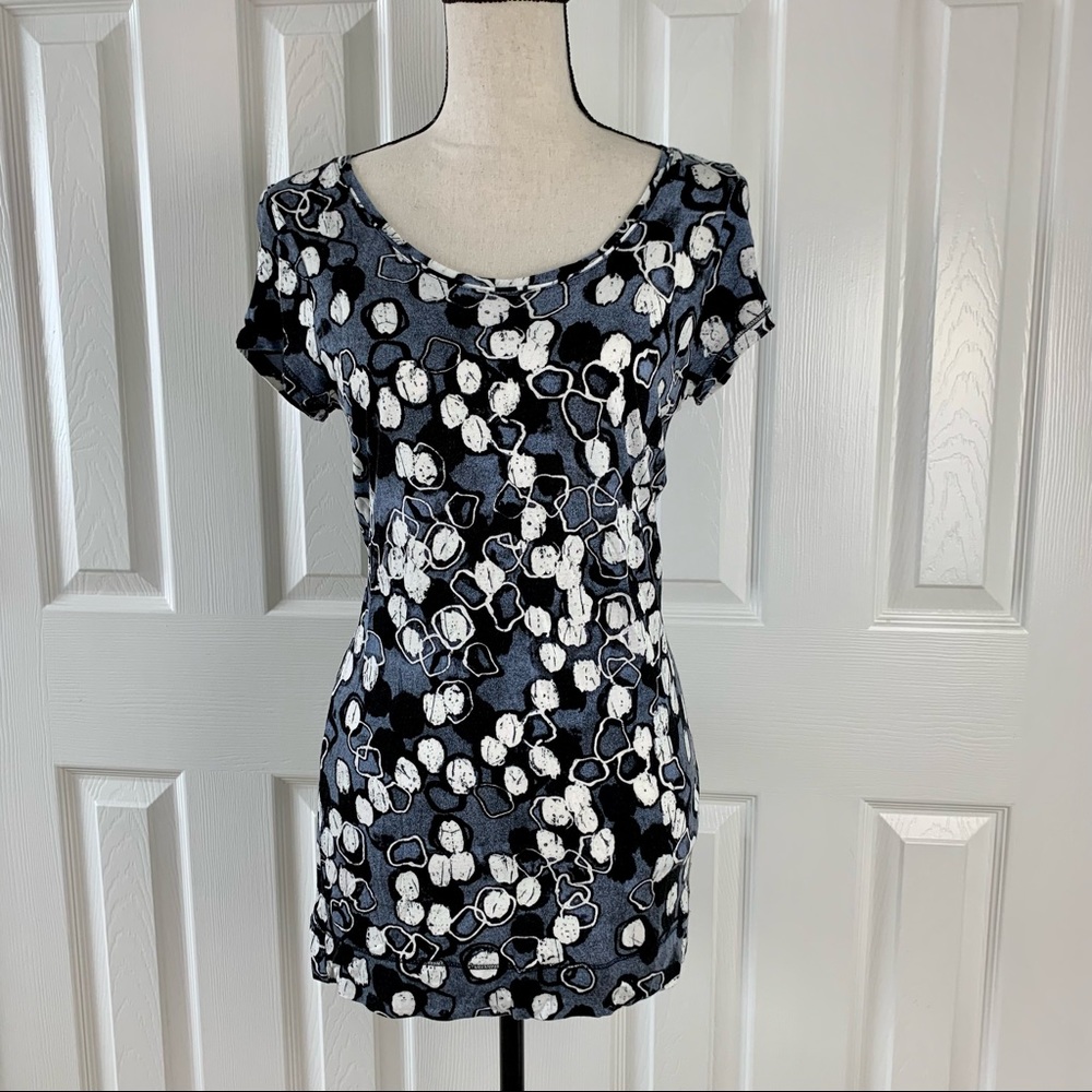 Ladies long cap sleeve T - EUC